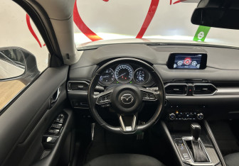 Подержанный автомобиль Mazda CX-5 2018 года (10 фото)