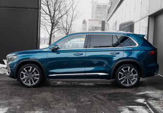 Подержанный автомобиль Geely Monjaro 2023 года (8 фото)