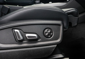 Новый Audi Q5 2025 (8 фото)