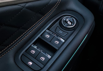 Подержанный автомобиль Exeed TXL 2023 года (26 фото)