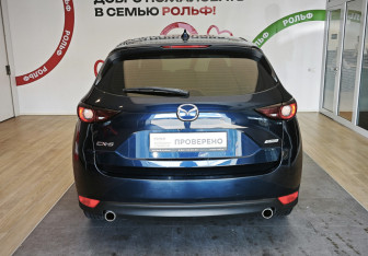 Подержанный автомобиль Mazda CX-5 2020 года (5 фото)