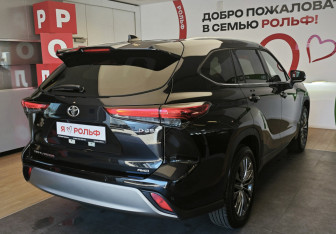 Новый Toyota Highlander 2026 (6 фото)