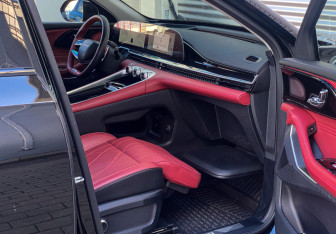 Подержанный автомобиль Exeed RX 2023 года (9 фото)