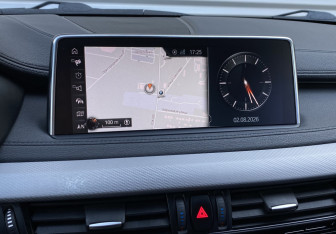 Подержанный автомобиль BMW X6 2017 года (23 фото)