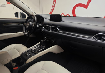 Подержанный автомобиль Mazda CX-5 2017 года (7 фото)