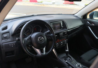 Подержанный автомобиль Mazda CX-5 2013 года (12 фото)