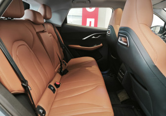 Подержанный автомобиль Omoda C5 2024 года (7 фото)