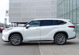 Новый Toyota Highlander 2026 (9 фото)