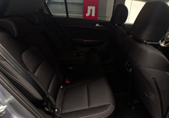 Подержанный автомобиль Kia Sportage 2020 года (7 фото)