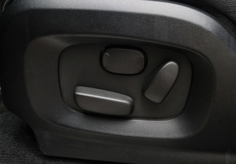 Подержанный автомобиль Land Rover Range Rover Evoque 2014 года (14 фото)