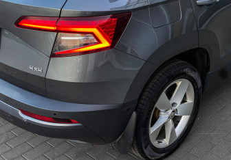 Подержанный автомобиль Skoda Karoq 2021 года (8 фото)