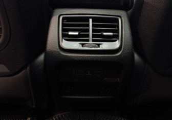 Подержанный автомобиль Geely Tugella 2021 года (12 фото)