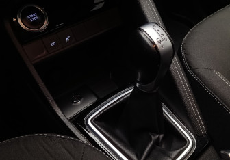 Подержанный автомобиль Renault Kaptur 2020 года (13 фото)