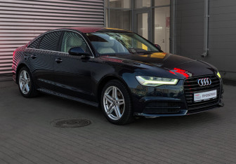 Подержанный автомобиль Audi A6 Sedan 2017 года (3 фото)