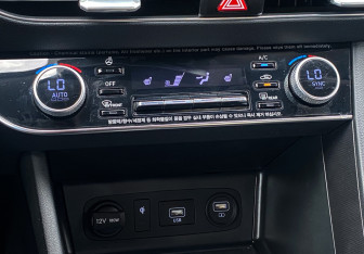 Подержанный автомобиль Hyundai Sonata 2021 года (19 фото)