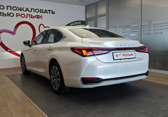 Новый Lexus ES 2025 (6 фото)