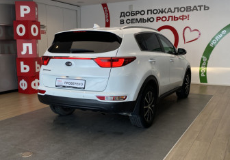 Подержанный автомобиль Kia Sportage 2018 года (4 фото)