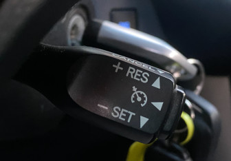 Подержанный автомобиль Toyota RAV4 2013 года (22 фото)