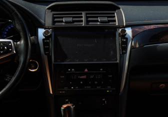 Подержанный автомобиль Toyota Camry Sedan 2016 года (12 фото)