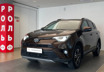 Подержанный автомобиль Toyota RAV4 2017 года (1 фото)