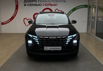 Подержанный автомобиль Hyundai Tucson 2021 года (2 фото)