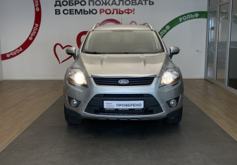 Подержанный автомобиль Ford Kuga 2010 года (2 фото)