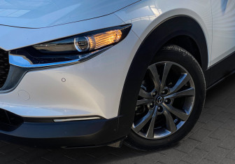 Подержанный автомобиль Mazda CX-30 2021 года (8 фото)