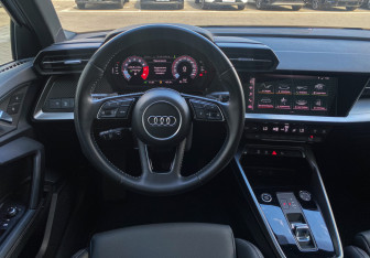 Подержанный автомобиль Audi A3 Hatchback 2021 года (13 фото)