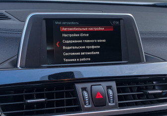 Подержанный автомобиль BMW X2 2019 года (22 фото)