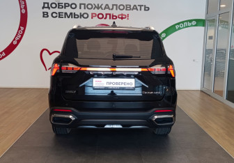 Подержанный автомобиль Geely Okavango 2024 года (5 фото)