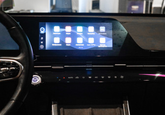 Подержанный автомобиль Omoda C5 2023 года (13 фото)