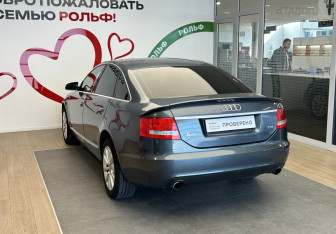 Подержанный автомобиль Audi A6 Sedan 2007 года (6 фото)