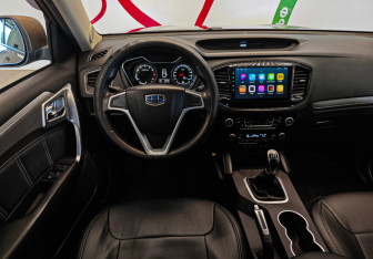 Подержанный автомобиль Geely Emgrand X7 2019 года (9 фото)