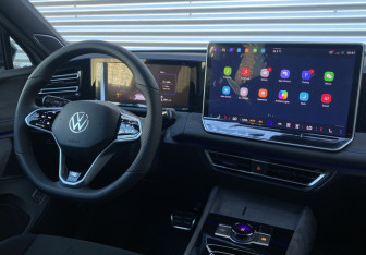 Подержанный автомобиль Volkswagen Tiguan 2025 года (14 фото)