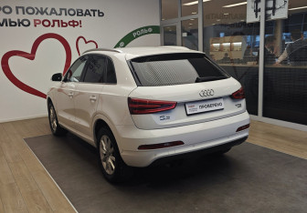 Подержанный автомобиль Audi Q3 2014 года (6 фото)