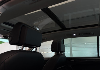 Подержанный автомобиль Volkswagen Tiguan 2018 года (9 фото)