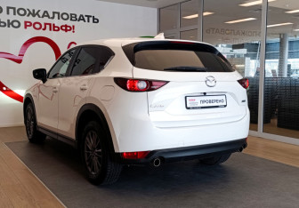 Подержанный автомобиль Mazda CX-5 2018 года (6 фото)
