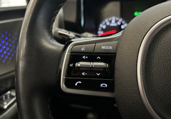 Подержанный автомобиль Kia Sorento 2022 года (18 фото)
