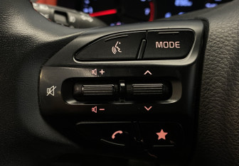 Подержанный автомобиль Kia Rio Sedan 2021 года (19 фото)