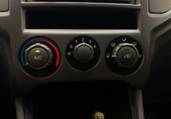 Подержанный автомобиль Hyundai Matrix 2006 года (24 фото)