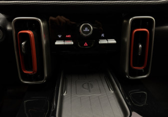 Подержанный автомобиль Haval Dargo 2024 года (16 фото)