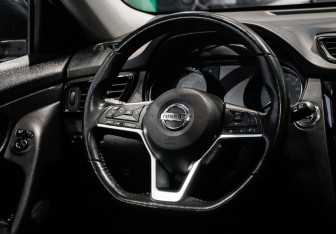 Подержанный автомобиль Nissan X-Trail 2021 года (11 фото)