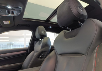 Подержанный автомобиль Geely Tugella 2022 года (17 фото)