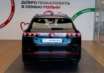 Подержанный автомобиль Volkswagen Tiguan 2025 года (5 фото)
