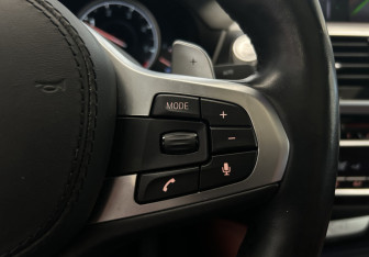 Подержанный автомобиль BMW X4 2019 года (15 фото)
