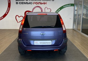 Подержанный автомобиль Ford Fusion 2007 года (5 фото)