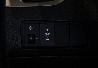 Подержанный автомобиль Hyundai Elantra Sedan 2015 года (11 фото)