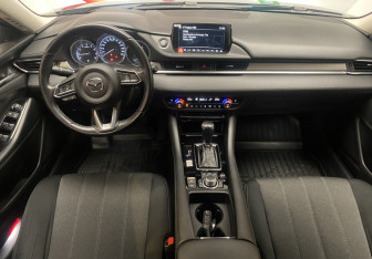 Подержанный автомобиль Mazda 6 Sedan 2020 года (10 фото)