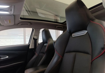 Подержанный автомобиль Changan UNI-T 2023 года (8 фото)