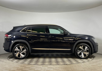 Новый Volkswagen Teramont 2026 (4 фото)